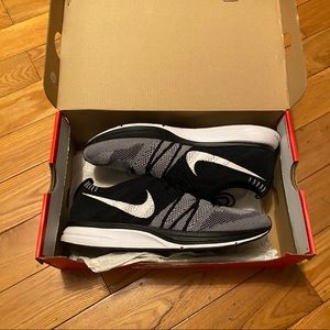 Nike flyknit trainer Oreo
